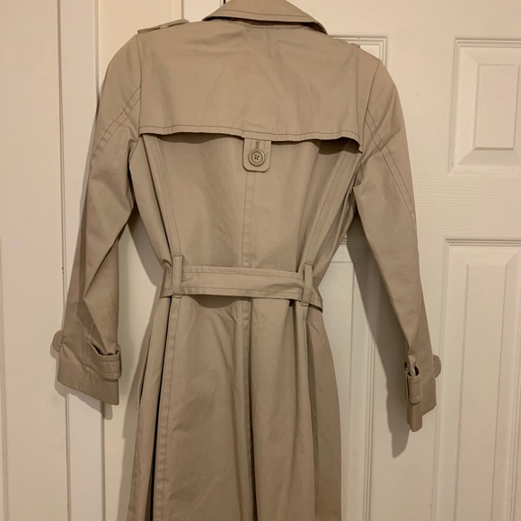 banana republic essential trench coat - Picture 4 of 6